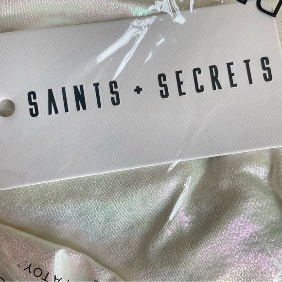 Hello Molly In The Rainbow Dress - Picture 7 of 7